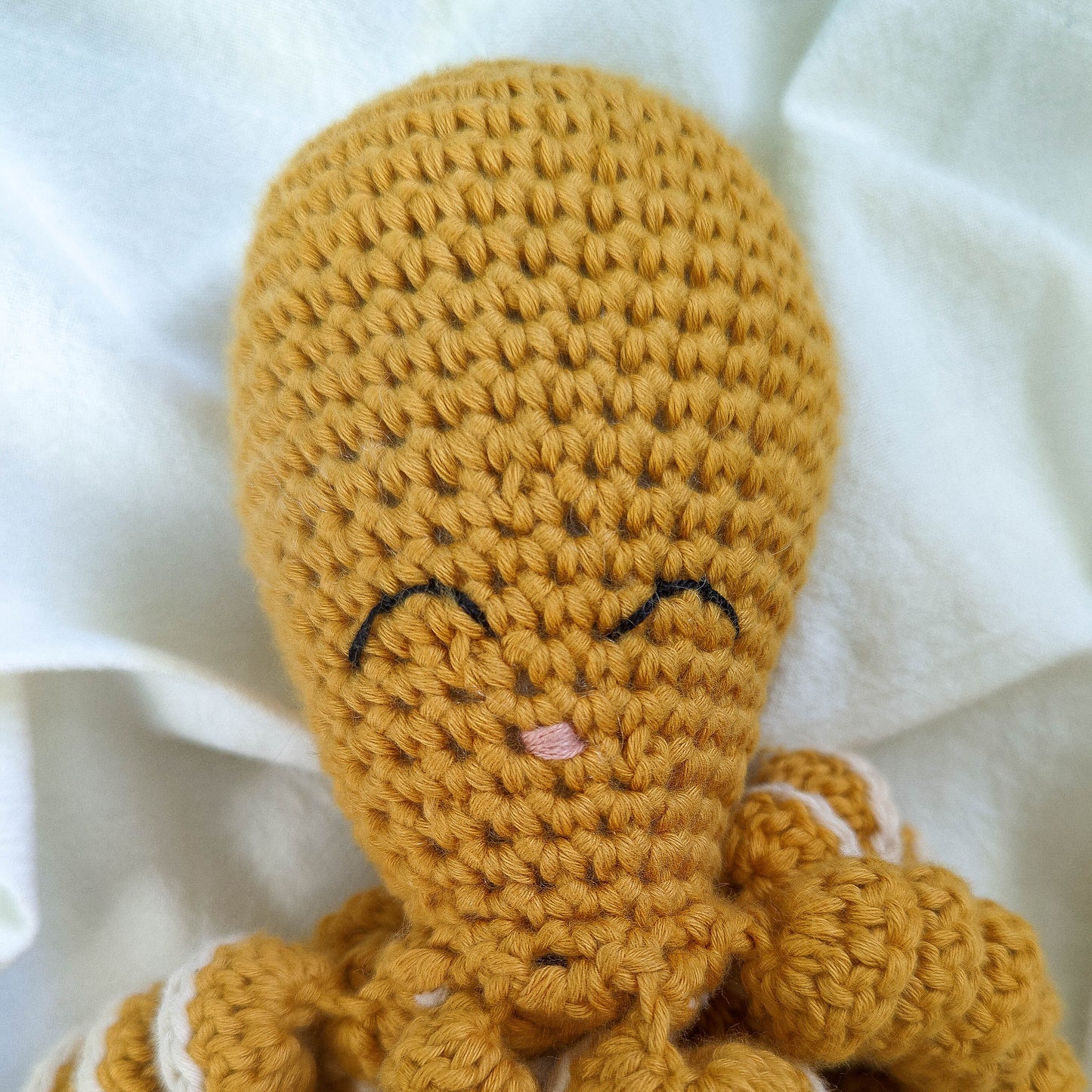 PULPITO AMIGURUMI CON SONAJERO
