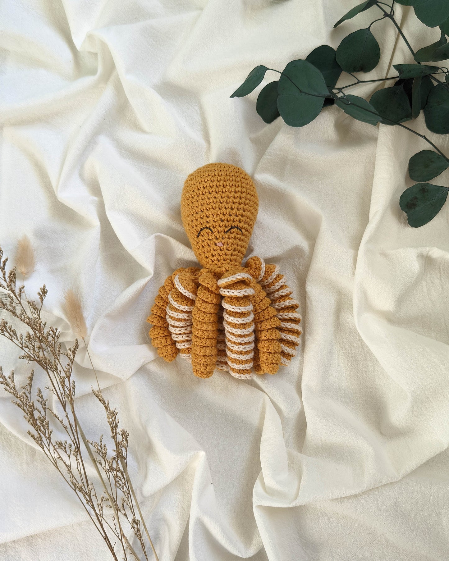PULPITO AMIGURUMI CON SONAJERO