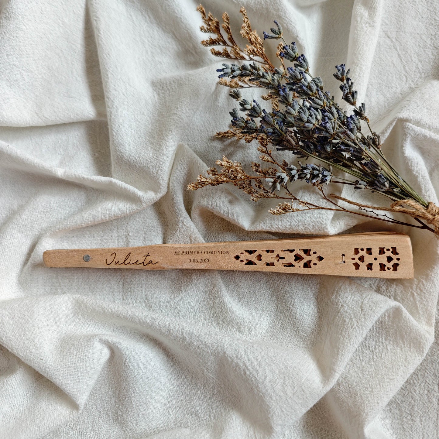 ABANICO DE MADERA