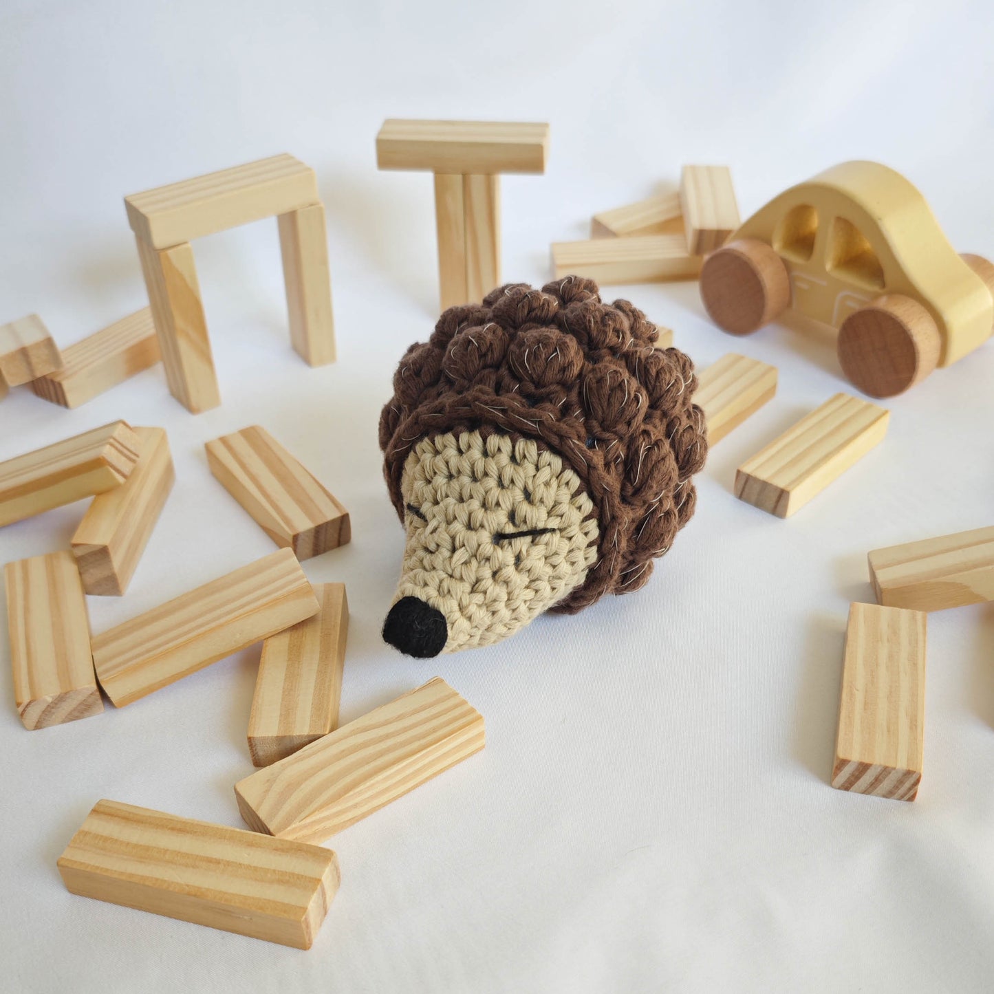 ERIZO AMIGURUMI SONAJERO