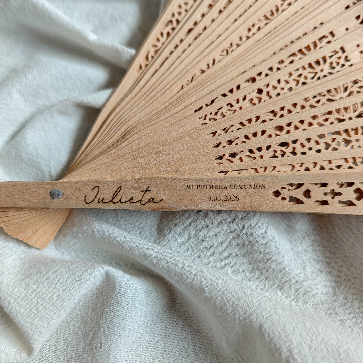ABANICO DE MADERA