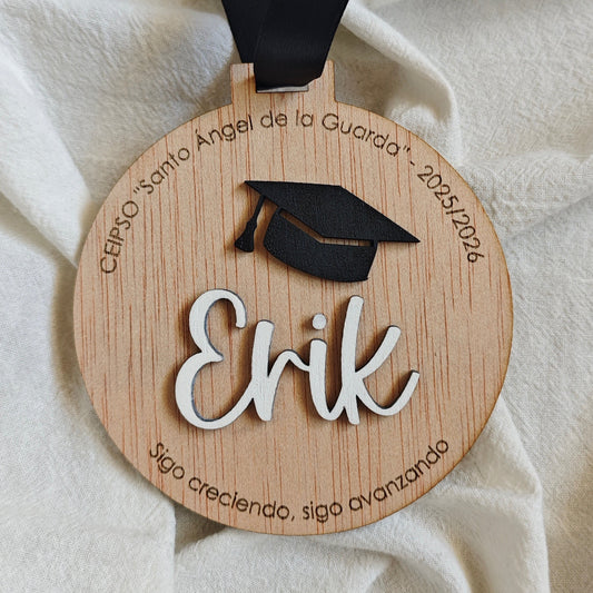 MEDALLA DE GRADUACIÓN DE MADERA