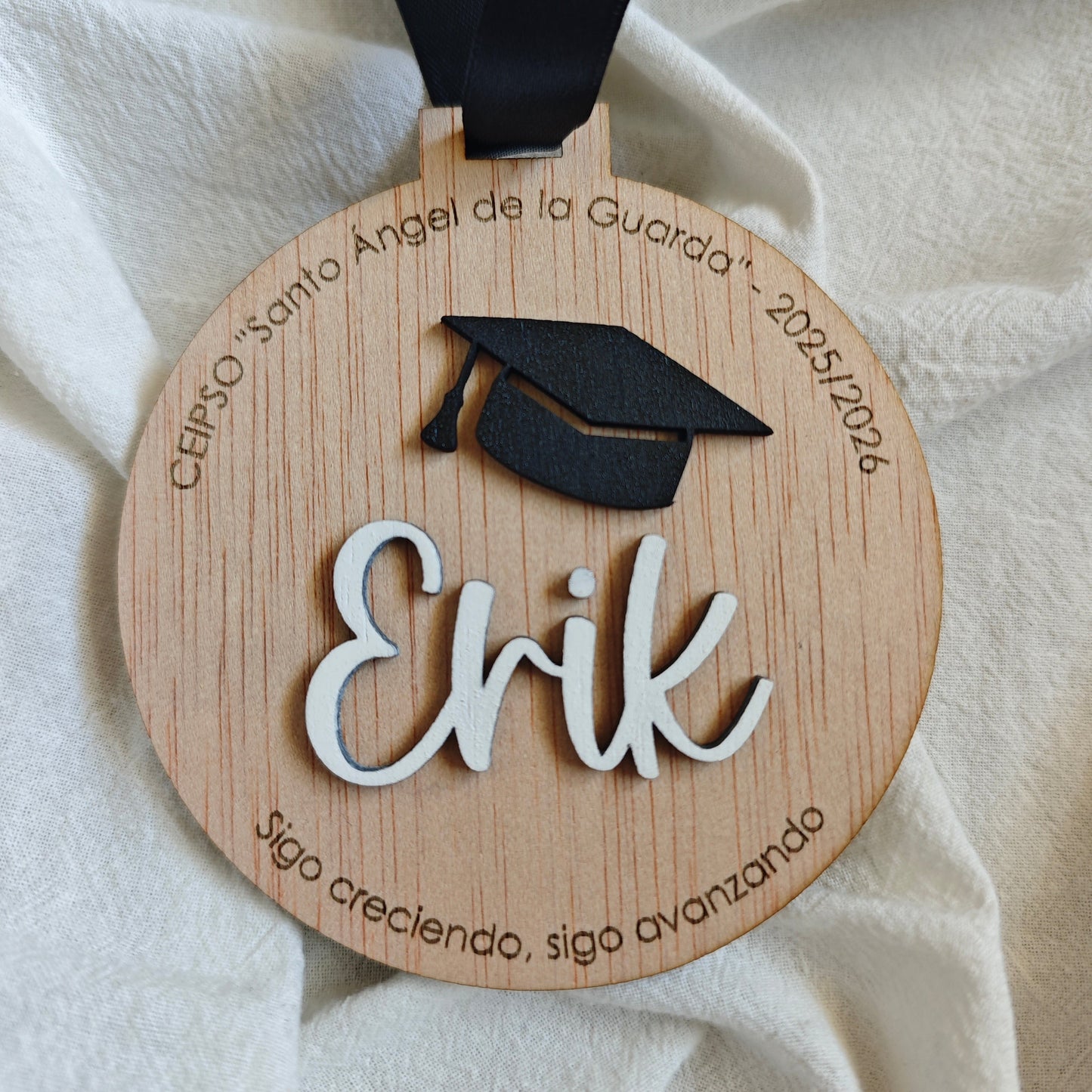 MEDALLA DE GRADUACIÓN DE MADERA